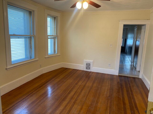 Photo - 901 Saratoga St Unit 3