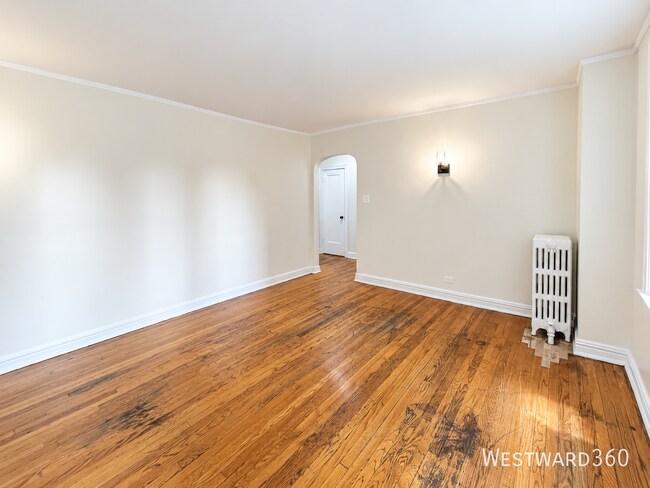 Photo - 1626 W Sherwin Ave Unit 1N