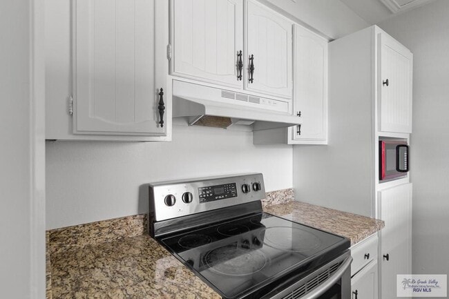 Photo - 805 Continental Dr Unidad #3
