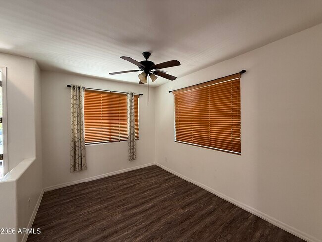 Photo - 1670 E Elgin St