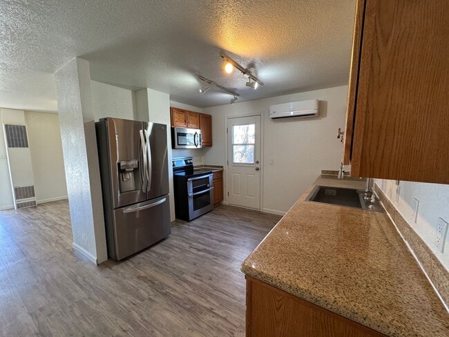 Photo - 2 bedroom, 1 bathroom home located in a desirable downtown Sparks  * Lesley Reilly Property *