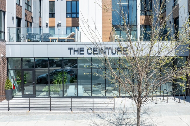 20 W Fifth Street se encuentra en el sur de Boston. - The Ceinture Condominiums