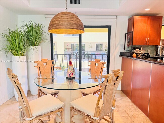 Photo - 3204 Bird Ave