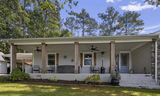 Photo - NEW LISTING!!!!!