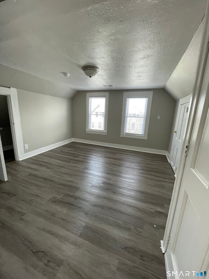 Photo - 45 Frank St Unit 3