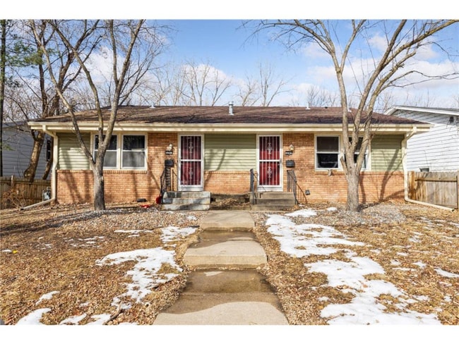 Building Photo - 1241 Circle Terrace Blvd NE