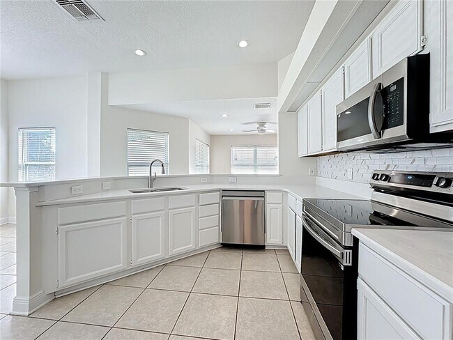 Photo - 1722 Wood Violet Dr