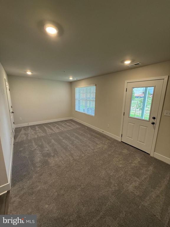 Photo - 125 Brashear Ct