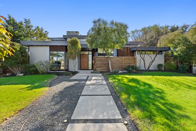 Building Photo - 4156 S Better Dr