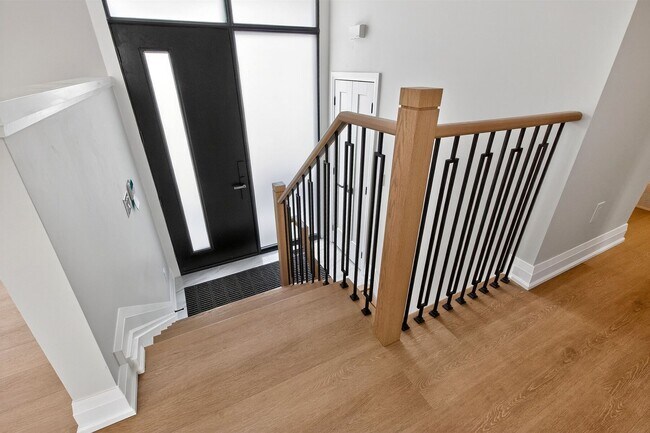 Photo - 33 Lancer Dr