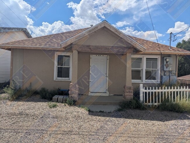 Building Photo - 369 H St Unit 371 H Street