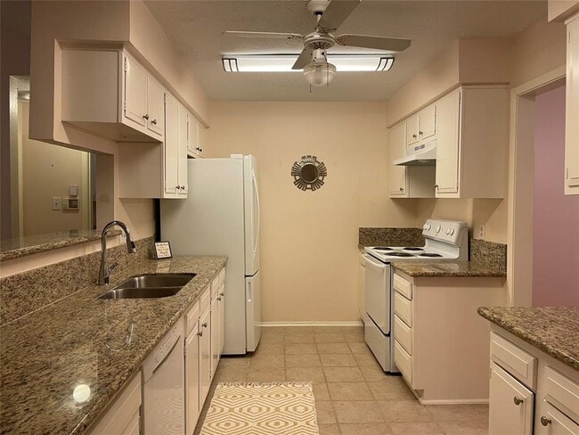 Photo - 6228 Creekside Ln