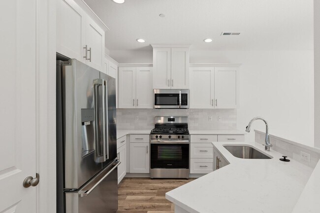 Photo - Pleasant Valley Villages 3 Bedroom Townhome with Community Center