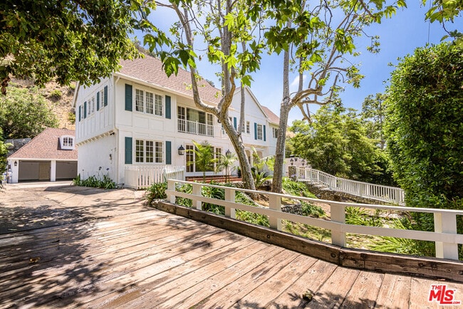 Photo - 2628 Mandeville Canyon Rd