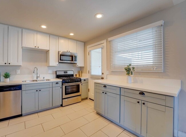 Building Photo - Albatross South Unit 2121