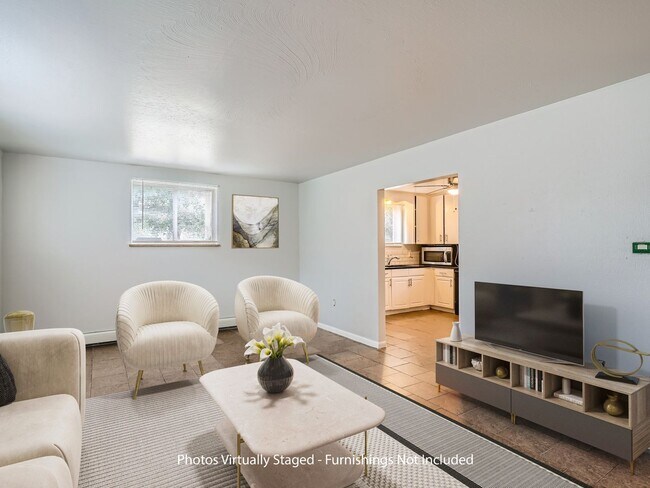 Photo - 1738 Boston Street