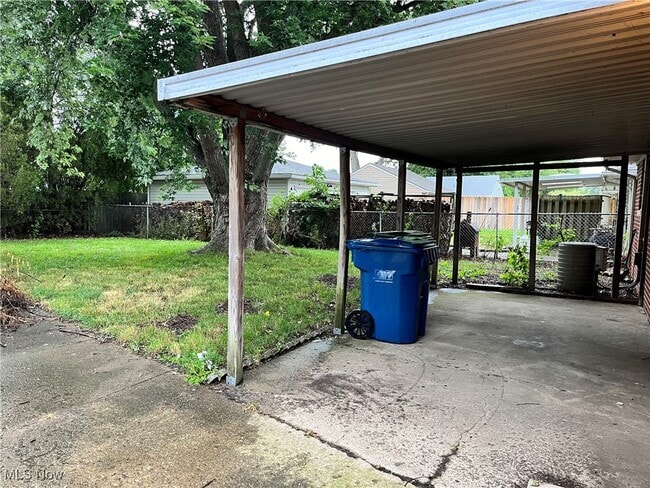Photo - 346 Gayle Dr