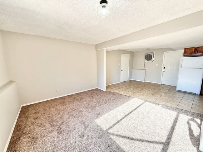 Photo - 603 W Routt Ave Unit B