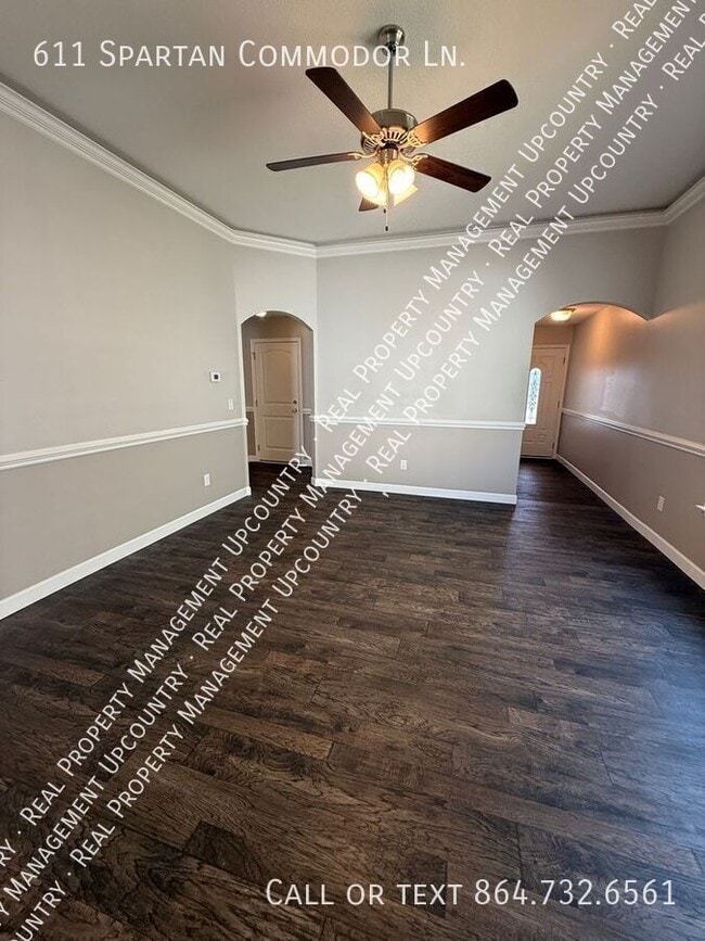 Photo - 611 Spartan Commodor Ln