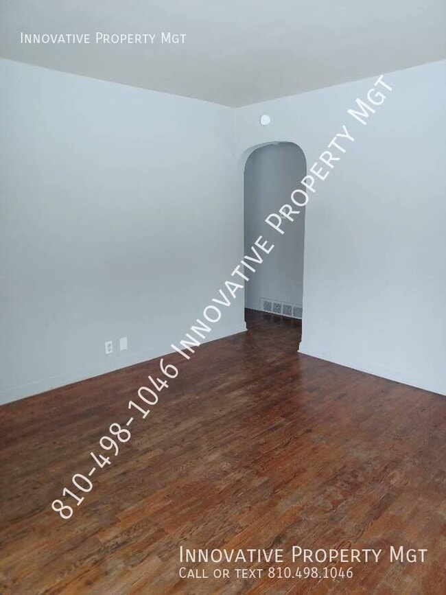 Photo - 2213 Savoy Ave