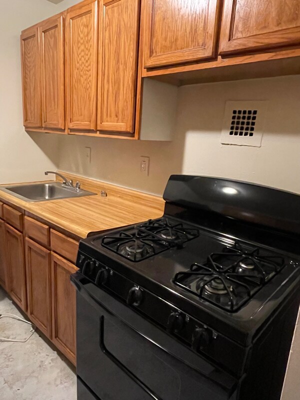 Photo - 3030 30th St SE Unidad 203