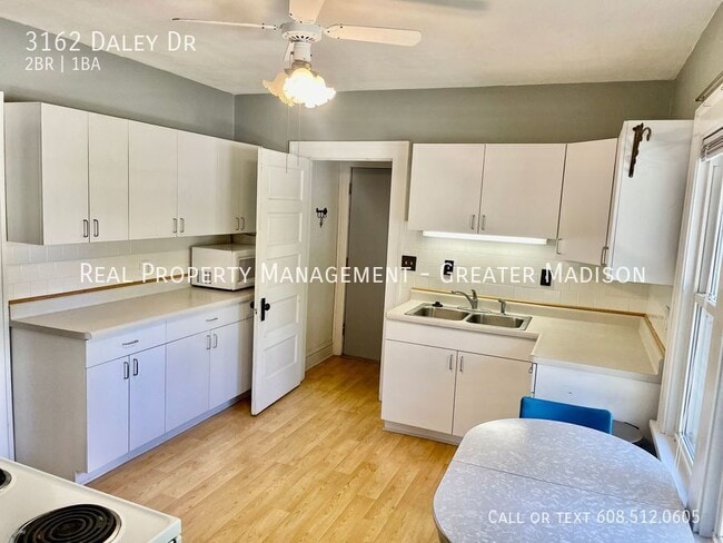 Photo - 3162 Daley Dr