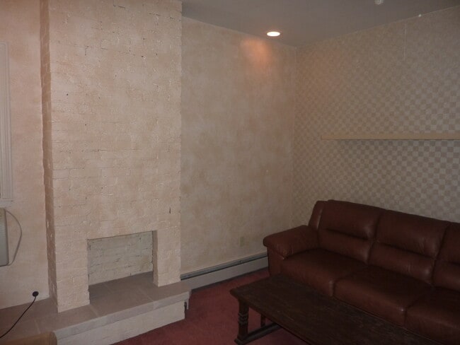 Photo - 745 S Millvale Ave