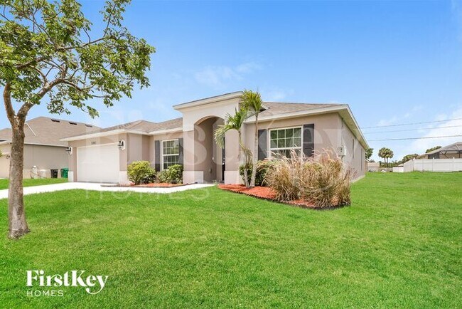 Photo - 1061 SW Du Bois Ave