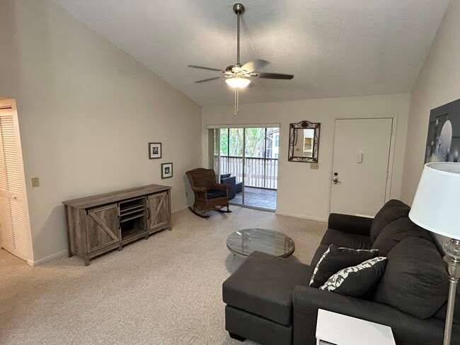 Photo - 6531 SE Federal Hwy Unit E202