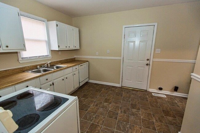 Photo - 516 19th St SW