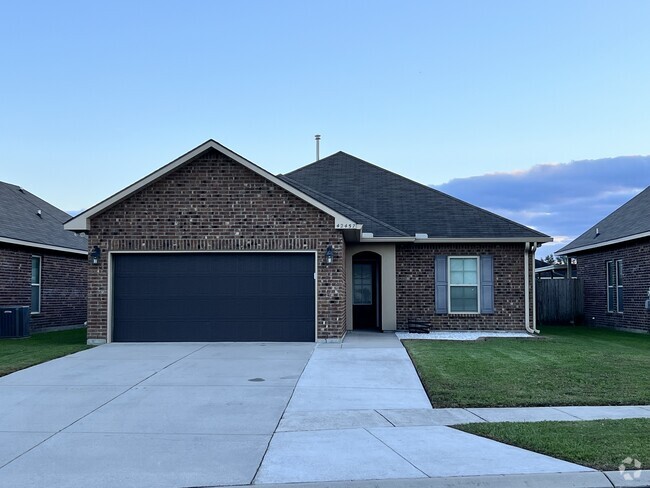 Building Photo - 42457 Pebblestone Ave Rental