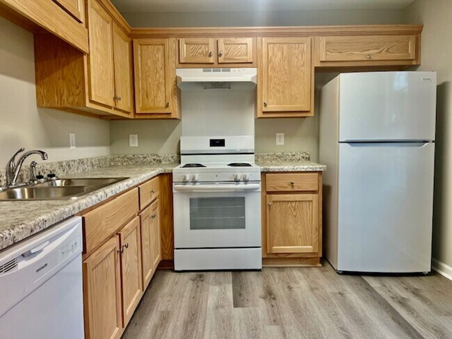 6 Idlewood Ct NW Unit 6 Idlewood Court