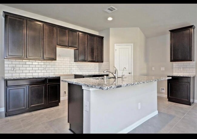 Photo - 7535 Keystone Blossom Trl Casa