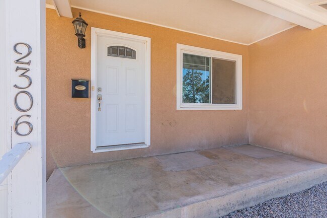 Photo - Updated 3 bedroom 2 bath Home!