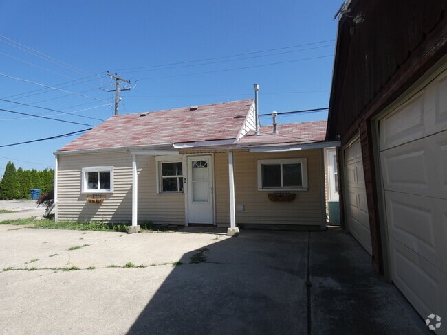 Building Photo - 349 S Curtis Ave Rental