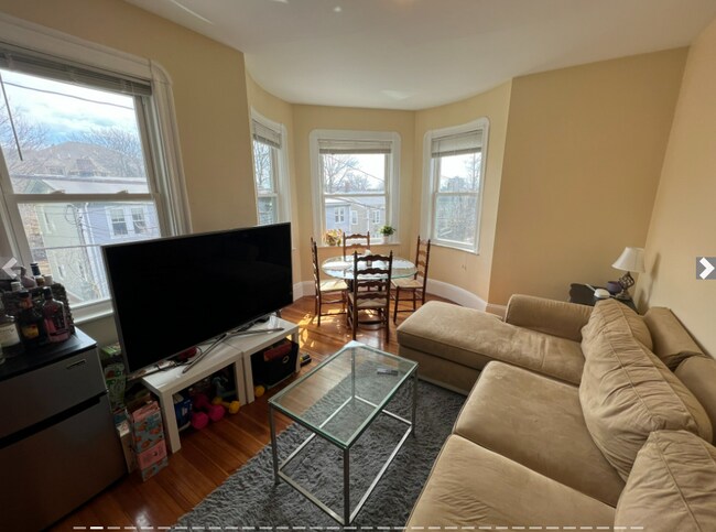 Photo - 48 Lowell St Unidad 2