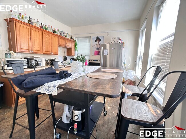 Photo - 25 Chester St Unit 2