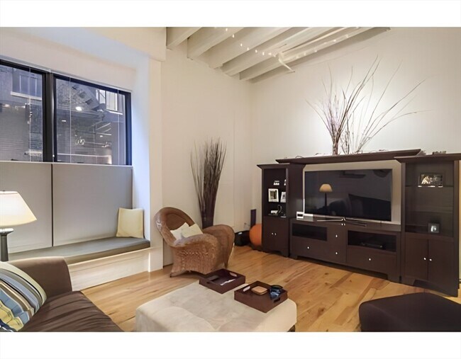 Photo - 111 Beach St Unit 1E