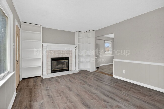 Photo - 1157 Redman Blvd