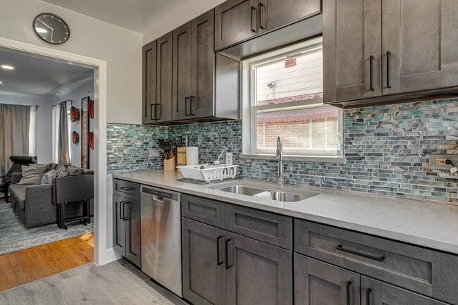 Photo - 1187 Emporia St Unit ID1385841P