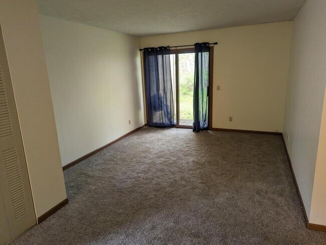 Photo - 905 Tyler St