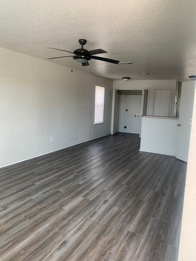 Photo - 4210 Primrose Dr Unit #A