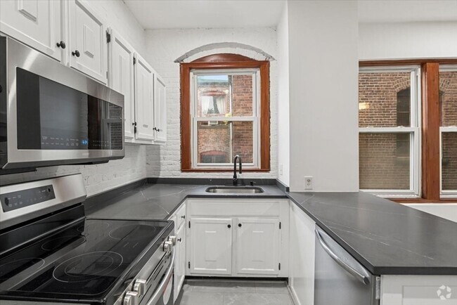 Building Photo - 39 Kent St Unit 3 Rental