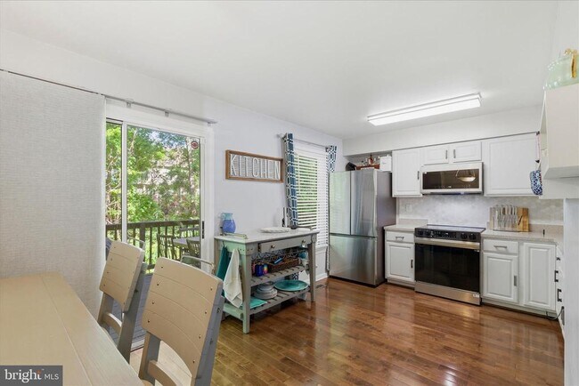 14229 Oakpointe Dr