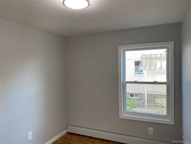 Photo - 158 Rhodes Ave