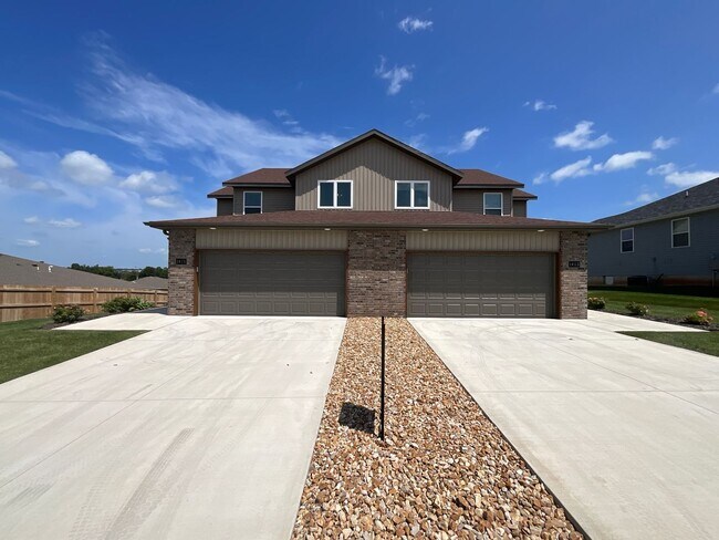 Beautiful Brand New Duplex - Ozark Schools! - Beautiful Brand New Duplex - Ozark Schools! Casa