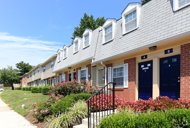 Northbrooke Township Apartments &amp; Townhomes For Rent in