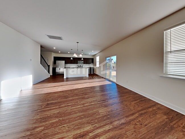 Photo - 146 Havenbrook Dr