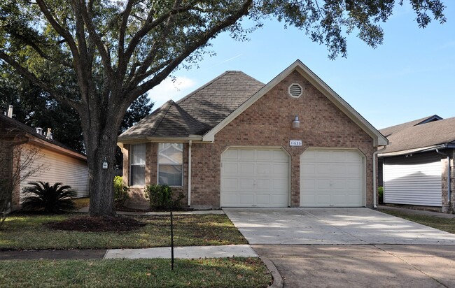 Spacious One Story in Highland Meadow - Spacious One Story in Highland Meadow House
