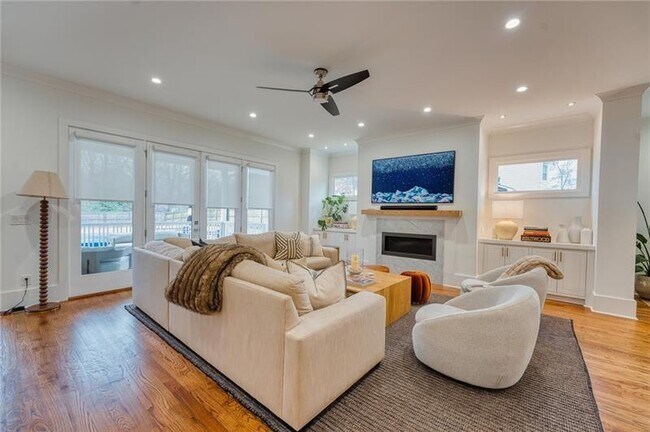 Photo - 2975 Osborne Rd NE